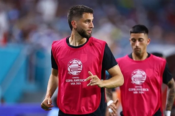 Foto - Galatasaray bombayı patlattı! Orta saha geliyor...