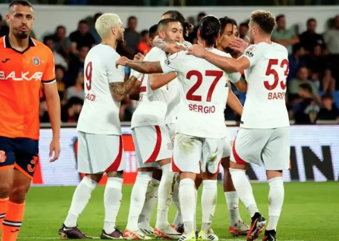 Foto - Galatasaray bu açıklamayla çalkalanıyor! Bakın neler söyledi... Olay itiraf! Yer yerinden oynayacak