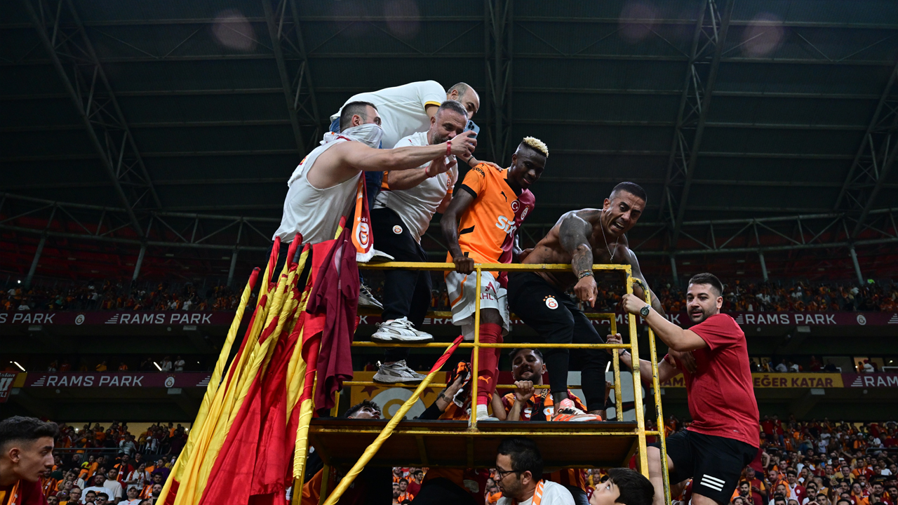 Foto - Galatasaray bu söylentiyle çalkalanıyor! Arkasında O dev ekip var: Olay açıklama: İngilizler el koydu…