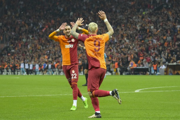 Foto - Galatasaray derbide yenilsin ama bu transfer gerçekleşmesin! Taraftarı resmen çıldırtacak hamle! Aman aman...