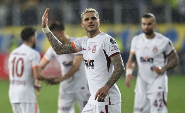 Foto - Galatasaray Fenerbahçe'nin eski yıldızının peşinde