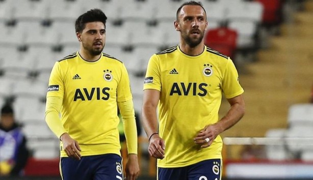 Foto - Galatasaray Fenerbahçe'nin eski yıldızının peşinde