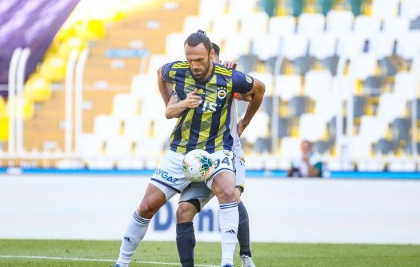 Foto - Galatasaray Fenerbahçe'nin eski yıldızının peşinde