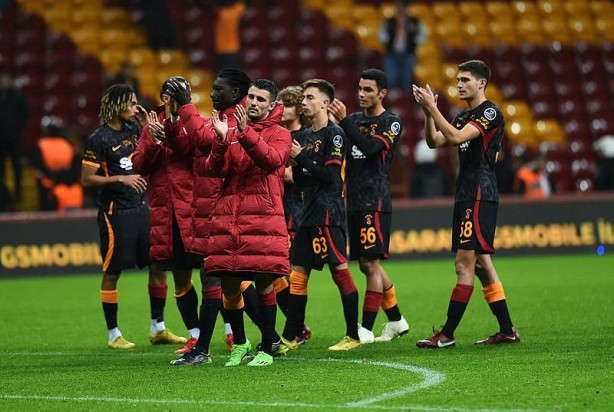 Foto - Galatasaray flaş transfer için harekete geçti! Yeni sezon bombası...