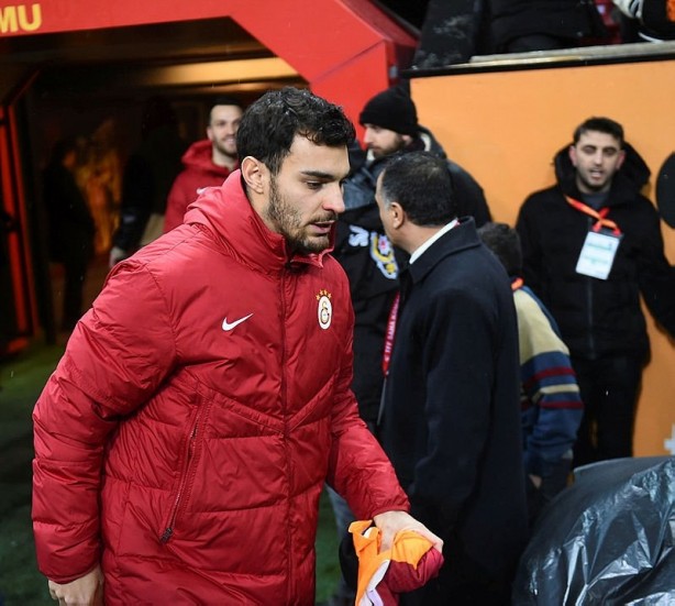 Foto - Galatasaray flaş transfer için harekete geçti! Yeni sezon bombası...