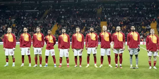 Foto - Galatasaray gizli saklı transferi bitirdi! Duyunca artık kullanmayacaksınız: 17'lik yıldız fena zorlayacak fena…