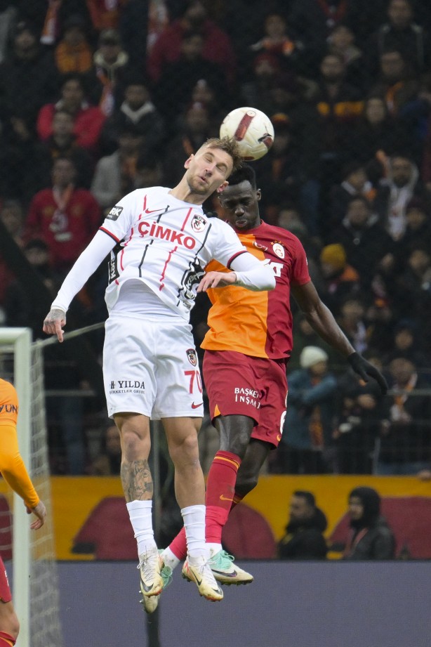 Foto - Galatasaray haberi: Galatasaray'dan 3 bomba birden! Kilometrekareden peşini bırakmıyor! Ettirdiler: Sona eren ne kadar varsa…