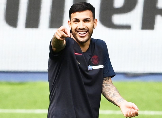 Foto - Galatasaray için çok ama çok büyük tehlike! Şaşkına çevirdiler: Fenerbahçe'den Galatasaray'a dev çalım!