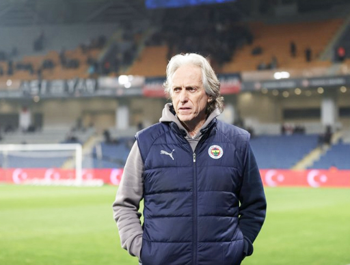 Foto - Galatasaray için çok ama çok büyük tehlike! Şaşkına çevirdiler: Fenerbahçe'den Galatasaray'a dev çalım!