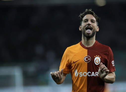 Foto - Galatasaray ile ilgili şok gelişme! Türk devine kötü haberler geldi...