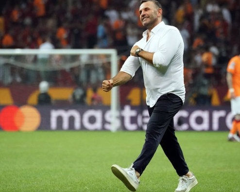 Foto - Galatasaray ile ilgili şok gelişme! Türk devine kötü haberler geldi...