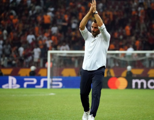 Foto - Galatasaray ile ilgili şok gelişme! Türk devine kötü haberler geldi...