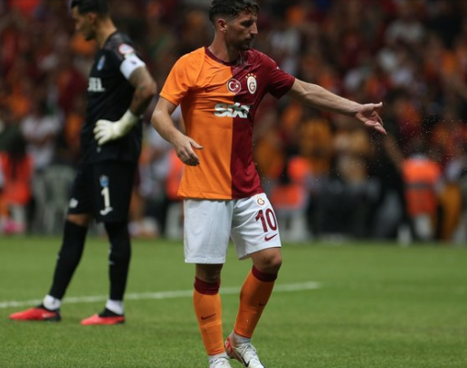 Foto - Galatasaray ile ilgili şok gelişme! Türk devine kötü haberler geldi...