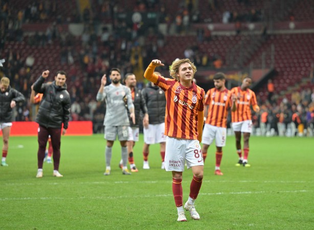 Foto - Galatasaray ile ilgili tüm Türkiye’yi şok eden gelişme! Sen ne yaptın böyle Cim-Bom…