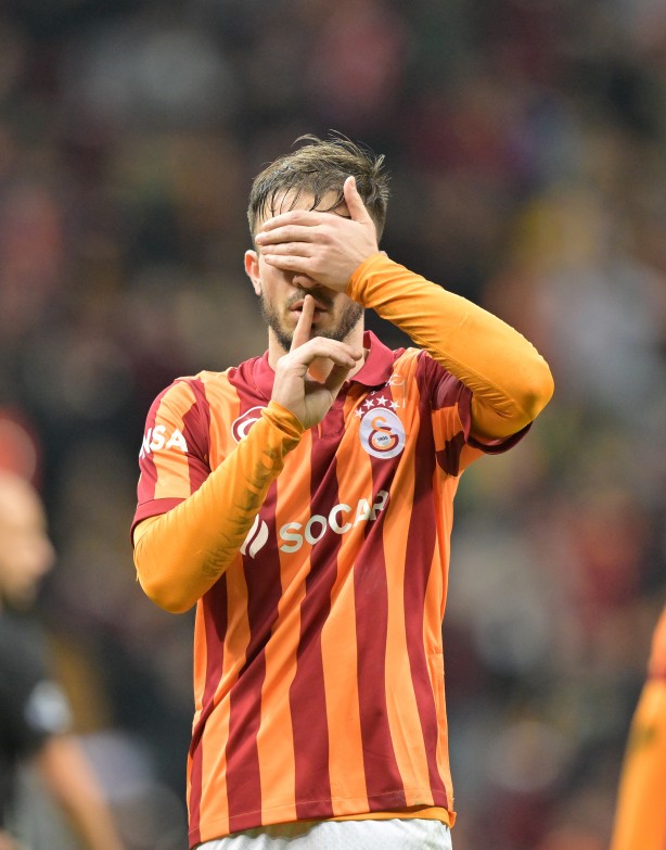 Foto - Galatasaray ile ilgili tüm Türkiye’yi şok eden gelişme! Sen ne yaptın böyle Cim-Bom…