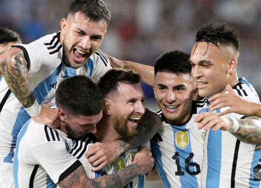 Foto - Galatasaray ilk bombasını patlattı! İlginç çıkış: Bir müjde daha…