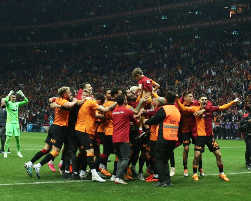 Foto - Galatasaray ilk bombasını patlattı! İlginç çıkış: Bir müjde daha…