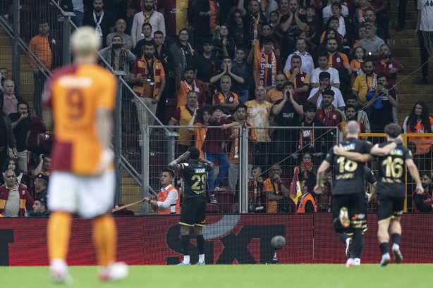 Foto - Galatasaray işte şimdi yandı! Yen isimler yerleştiriliyor: Bu tahmin çok konuşulur! Türkiye'ye duyurdular...