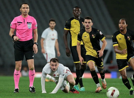 Foto - Galatasaray kaynıyor! Diyerek duyurdular: Felaket haberi ayrıntı vererek müjdelediler: İşte sebebi