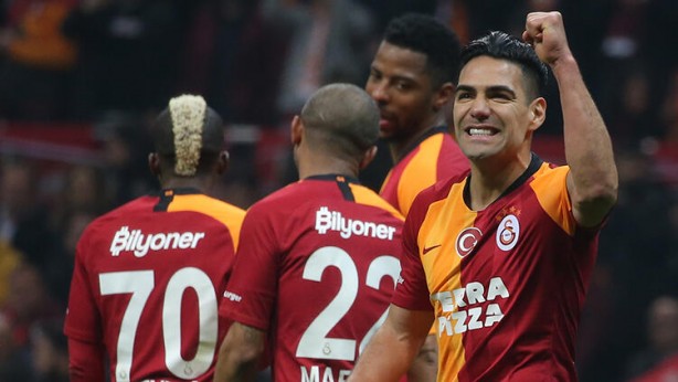 Foto - Galatasaray kolları sıvadı! 6 isimle yollar ayrılıyor