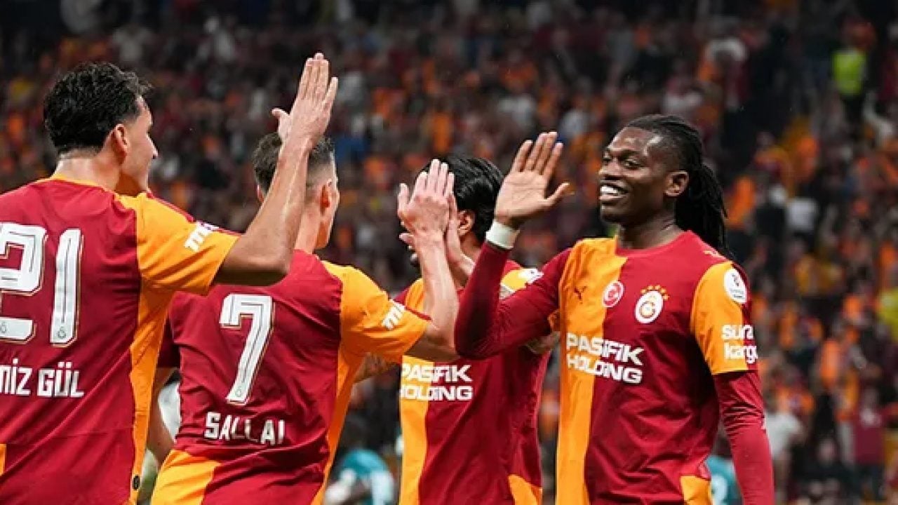 Foto - Galatasaray Kulübü Başkanı Dursun Özbek: Hedefimiz başarımızı Avrupa’ya taşımak