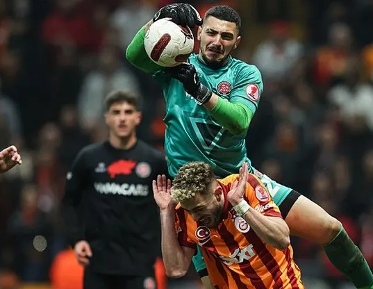 Foto - Galatasaray kupaları kapatmaya başladı! Riski bulunan maça doğru: Son verdi: Olay yorum...