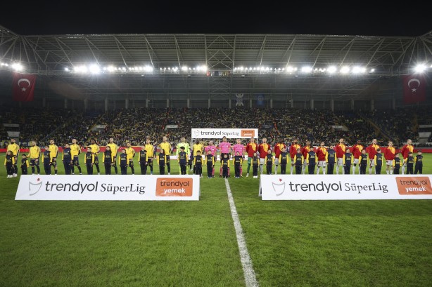 Foto - Galatasaray o takıma yollamıştı! Güzel haber geldi… Bu karar kimleri sevindirdi ve kimleri üzecek!