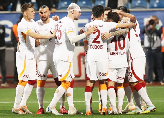 Galatasaray pastanın çileğini buldu! Erden Timur transferde çıldırdı...