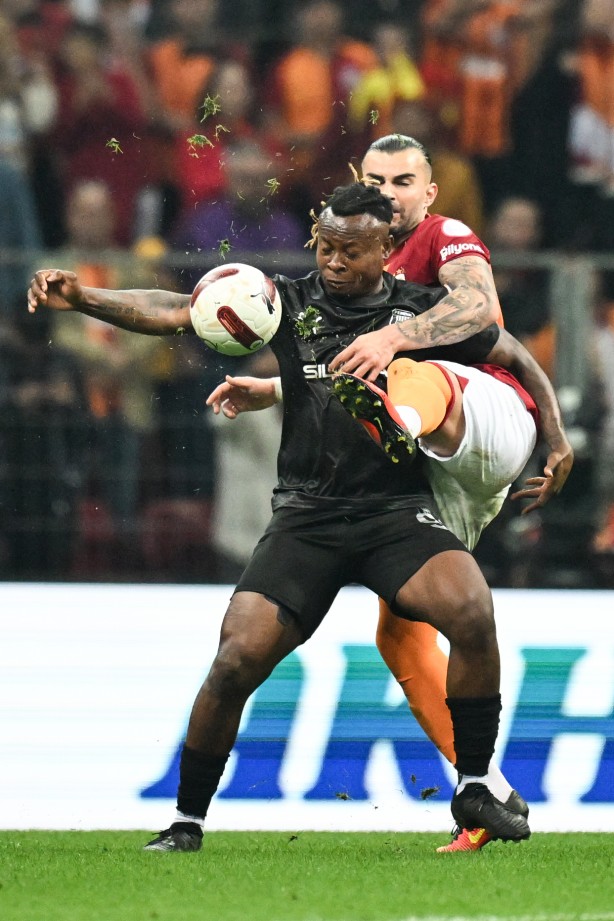 Foto - Galatasaray şampiyonluk yolunda yürüyor!