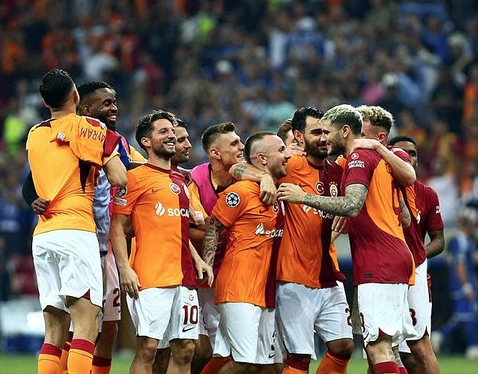 Foto - Galatasaray son bombasını patlatıyor! Milli yıldız koptu geliyor...