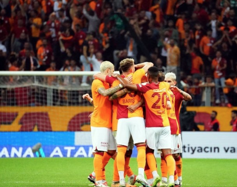 Foto - Galatasaray teyakkuza geçti! Okan Buruk’tan büyük sürpriz: Diyerek duyurdular