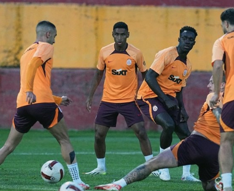 Foto - Galatasaray transferde kesenin ağzını açtı! Verilen maaşlar dudak uçuklattı: Haberi böyle verdi… Herkesi tedirgin etti