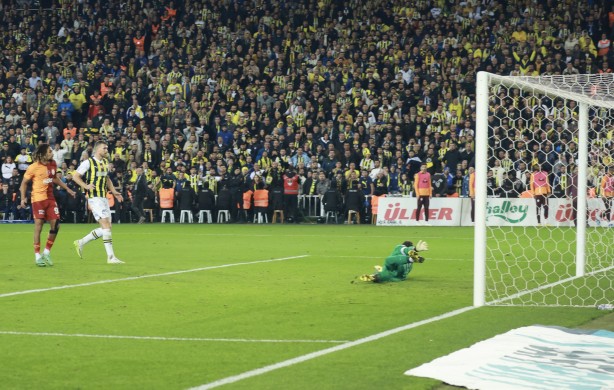 Galatasaray ve Fenerbahçe bombası: İşte Okan Buruk ve İsmail Kartal'ın imha planı! Yıldız isme şok...