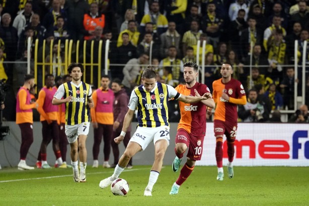 Foto - Galatasaray ve Fenerbahçe bombası: İşte Okan Buruk ve İsmail Kartal'ın imha planı! Yıldız isme şok...