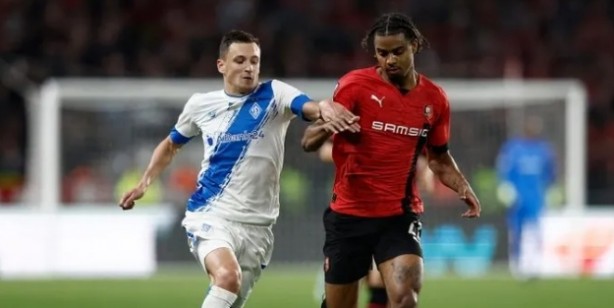 Foto - Galatasaray yeni Sacha Boey’ini anında buldu! Fransızlar duyurdu: İşte Okan Buruk’un yeni prensi…