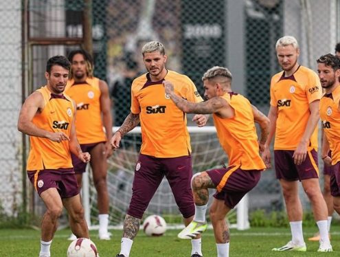 Foto - Galatasaray yıldız isimle sözleşme yeniliyor! Avrupa devlerinin radarındaydı...