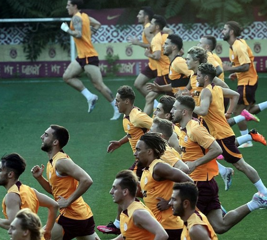 Galatasaray'a 3 dünya yıldızı… Durmak bilmiyor! Flaş karar: Ortaya çıktı: