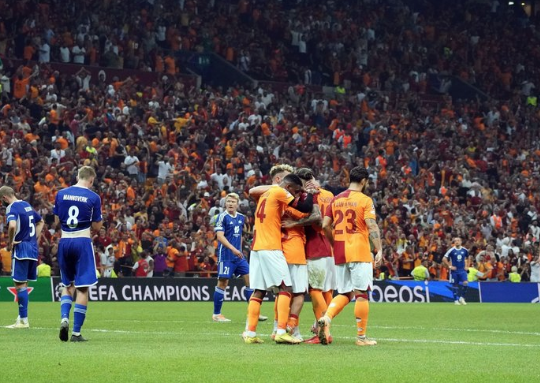 Foto - Galatasaray'a 45 milyon Euro'luk orta saha! Az önce ilan ettiler: Alabiliriz...