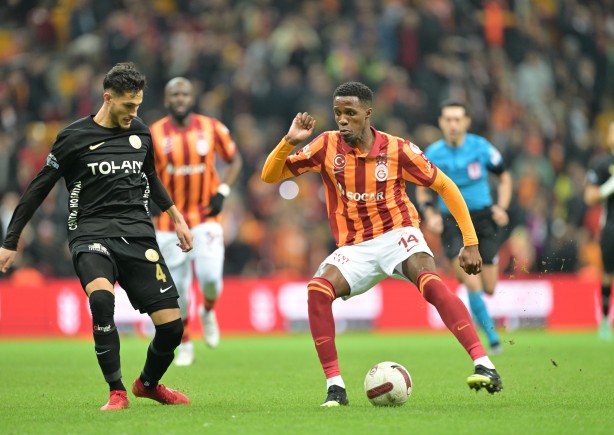 Foto - Galatasaray’a bir müjde daha! Duyurdu... Duyan heyecandan yerinde duramadı: Her şeyi unutun, bu olursa Süper Lig sallanır…