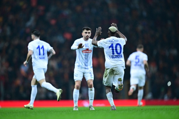 Foto - Galatasaray’a büyük müjde! Premier Lig'den 15 milyon euroluk sağ bek! Bir ilk olacak...