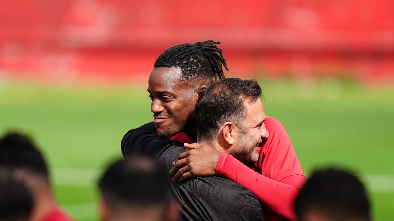 Galatasaray'a dünya yıldızı! Bonservisi elinde geliyor: Derbi öncesi müthiş haber