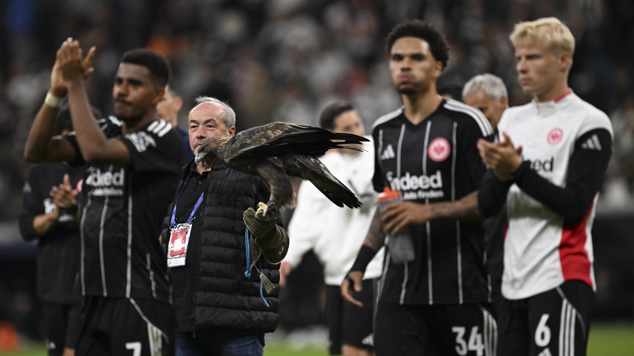 Foto - Galatasaray'a fark atınca makara geçtiler! Dünya bunu konuşuyor! Ezildik resmen, perperişan olduk…
