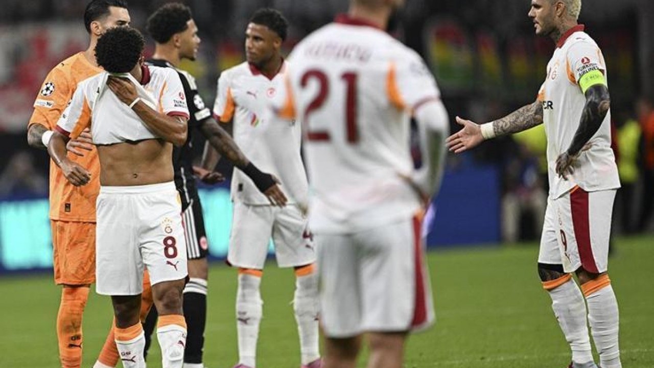 Foto - Galatasaray’a Frankfurt şoku! 5-1’lik mağlubiyet sonrası eleştiri yağmuru