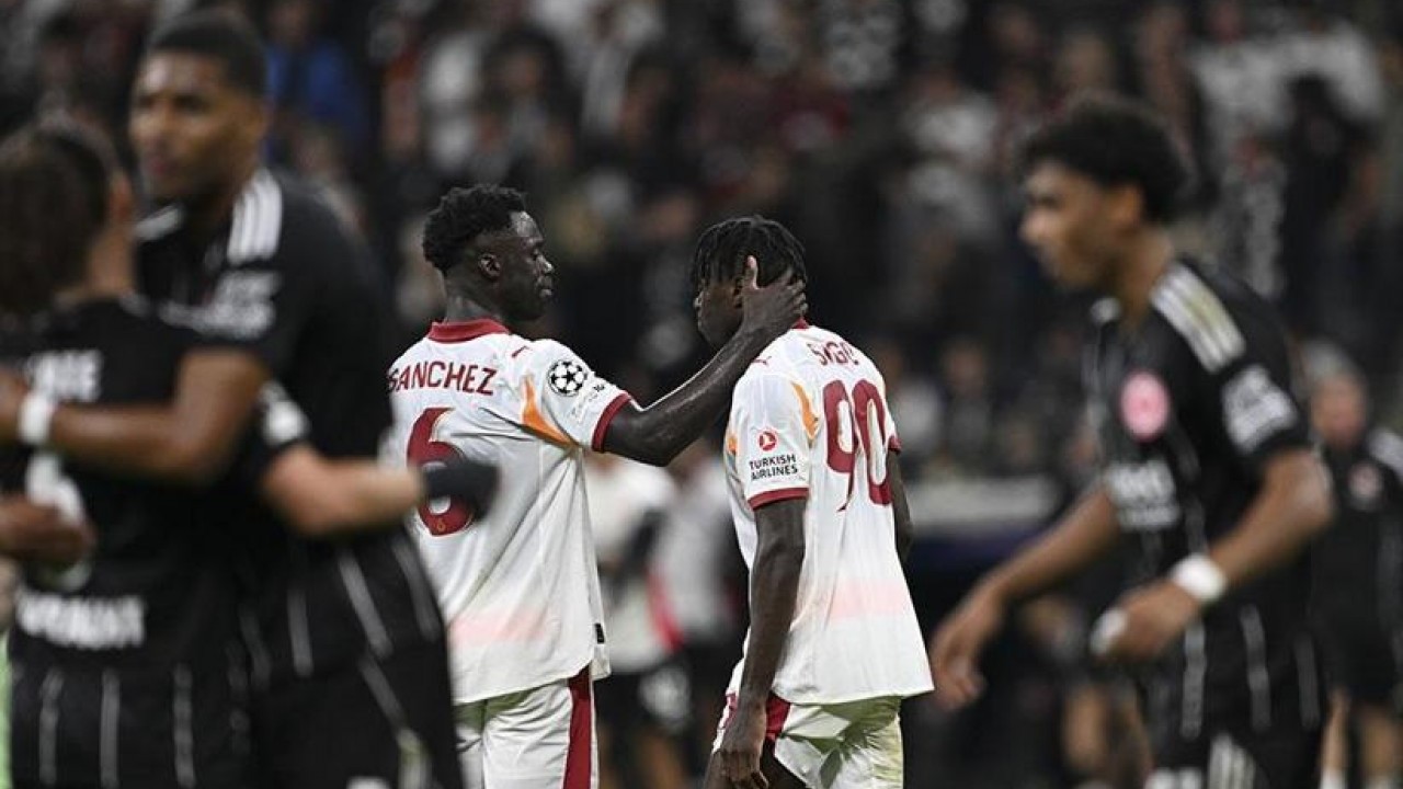 Foto - Galatasaray’a Frankfurt şoku! 5-1’lik mağlubiyet sonrası eleştiri yağmuru