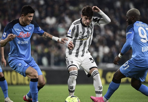 Foto - Galatasaray'a o yıldızdan kötü haber! Planlar tarumar oldu...