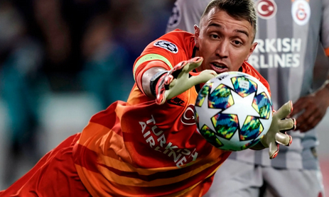 Foto - Galatasaray'a resti çekti! Muslera yine bildiğimiz gibi! Derbi zaferine rağmen bunu yaptı…