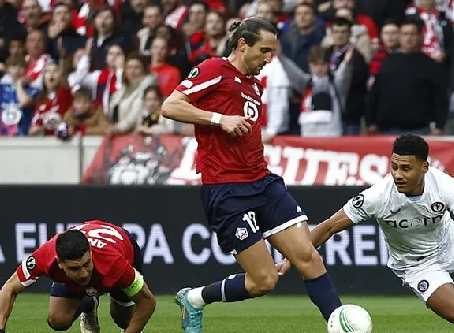 Galatasaray'a şampiyonluk hediyesi! Manchester United'ın yıldızı Süper Lig'e...