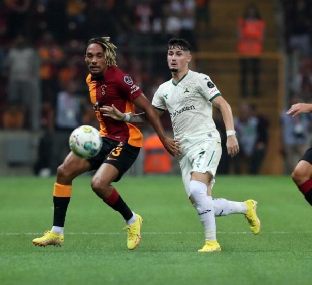 Foto - Galatasaray'a yeniler de çare olmadı! Giresunspor deplasmanda fırtına gibi esti