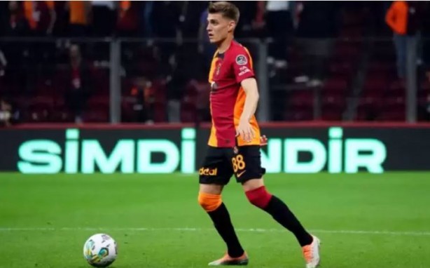 Foto - Galatasaray'da ayrılık! Süper Lig ekibine gitti