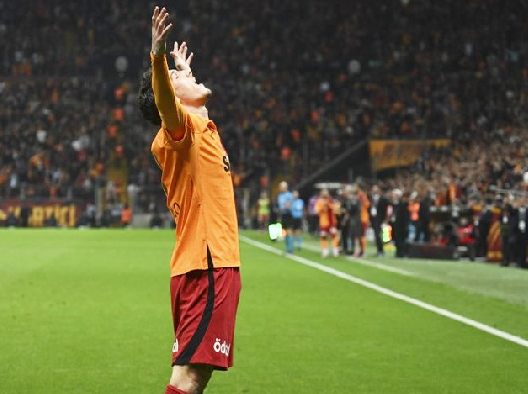 Foto - Galatasaray'da balon söndü sönecek! Yönetimden flaş hamle...